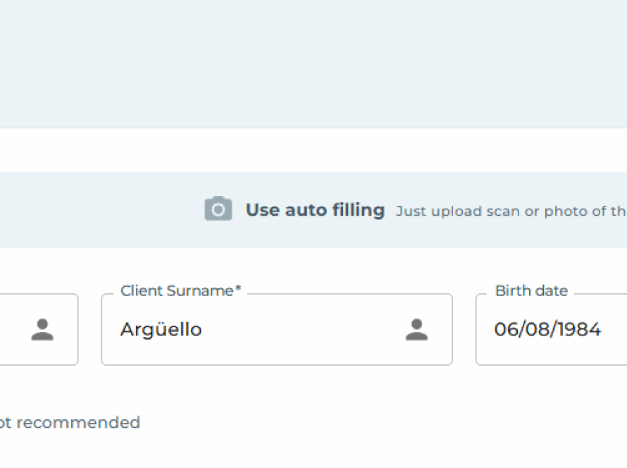 TopRent's Update client form with a TRA GUARD badge flagging the customer as "client not recommended"